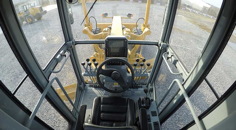 Автогрейдер SEM 921