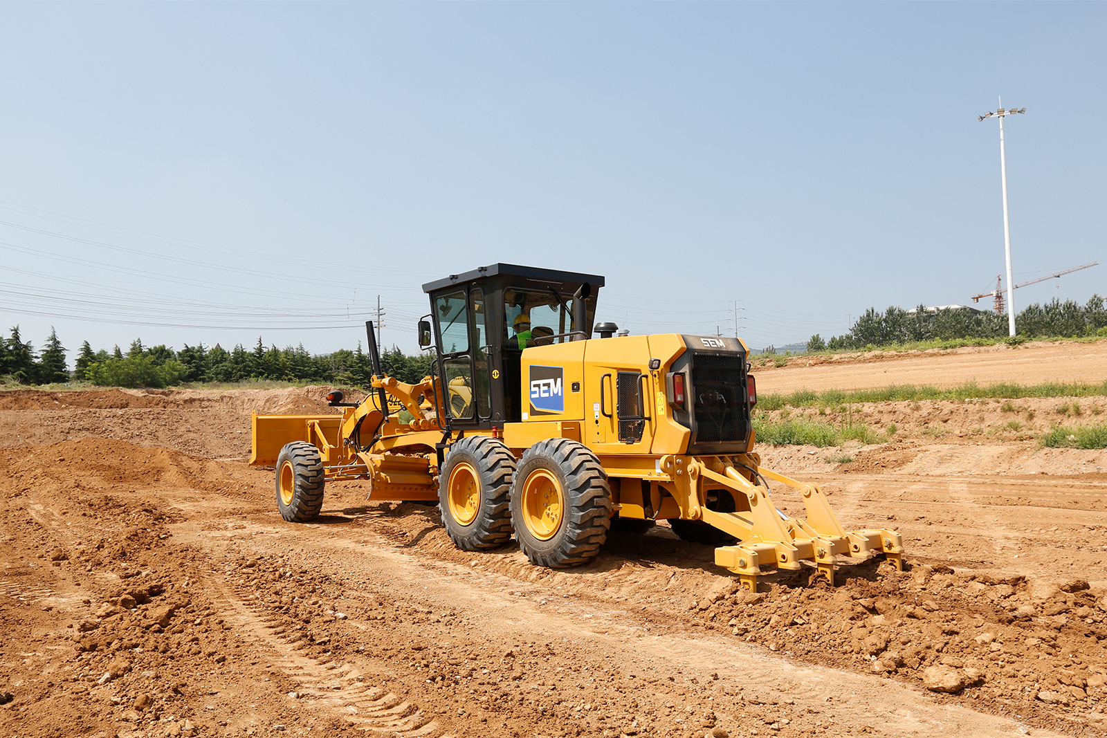 Автогрейдер SEM 922F 