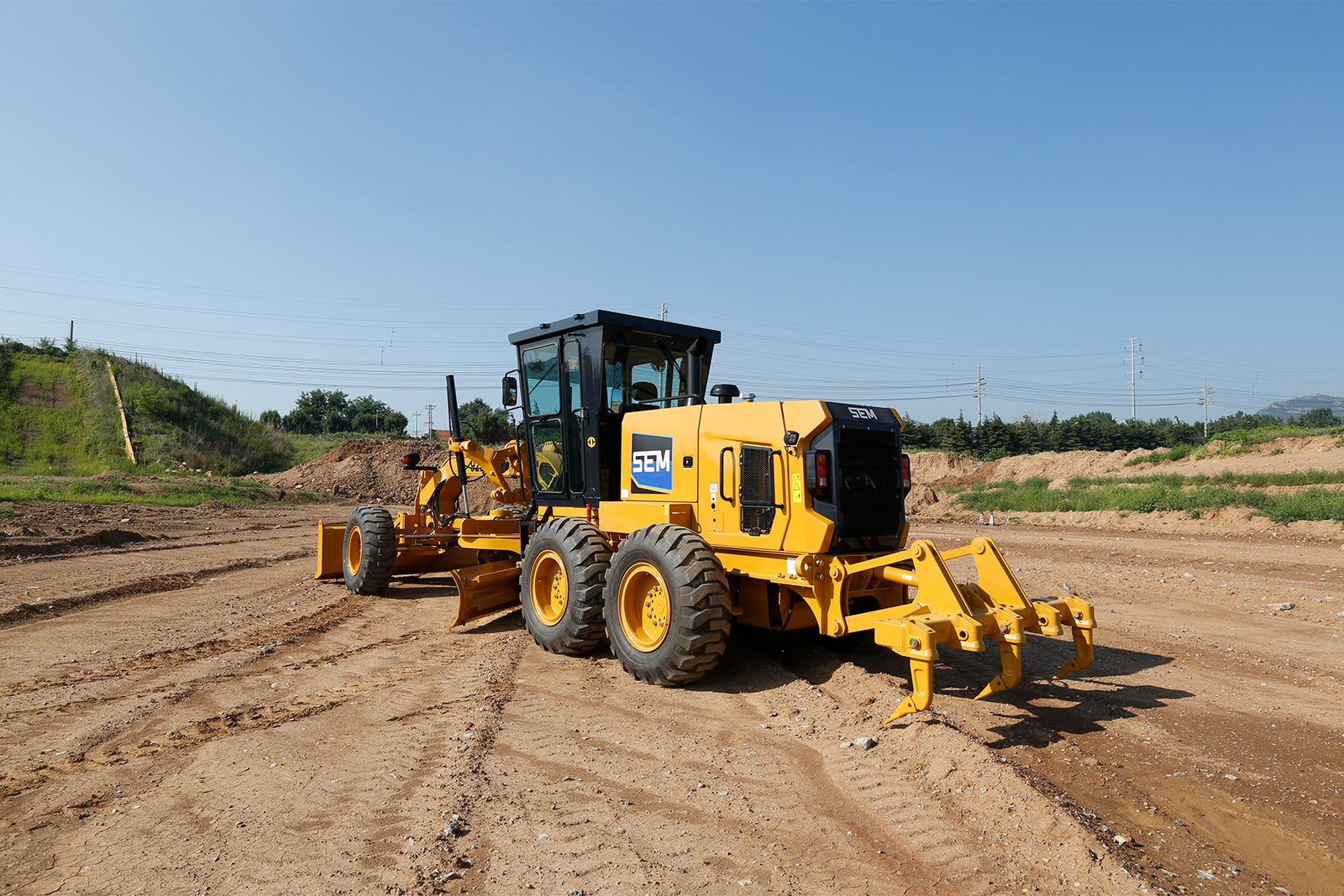 Автогрейдер SEM 922F 
