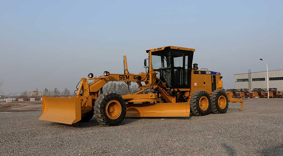 Автогрейдер SEM 921
