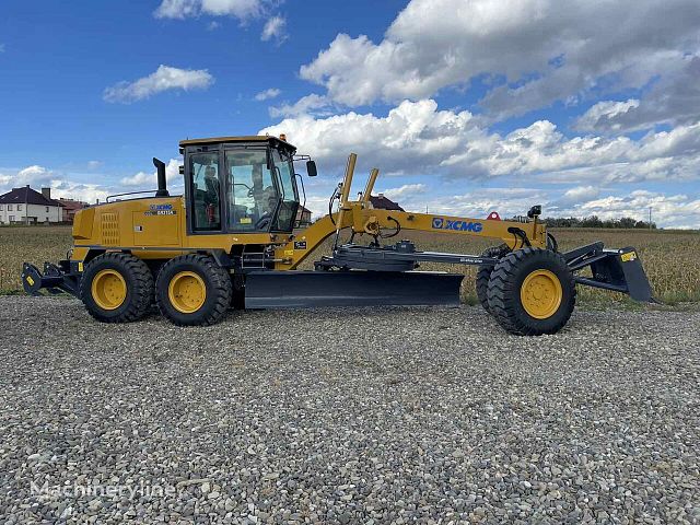 Автогрейдер XCMG GR215A