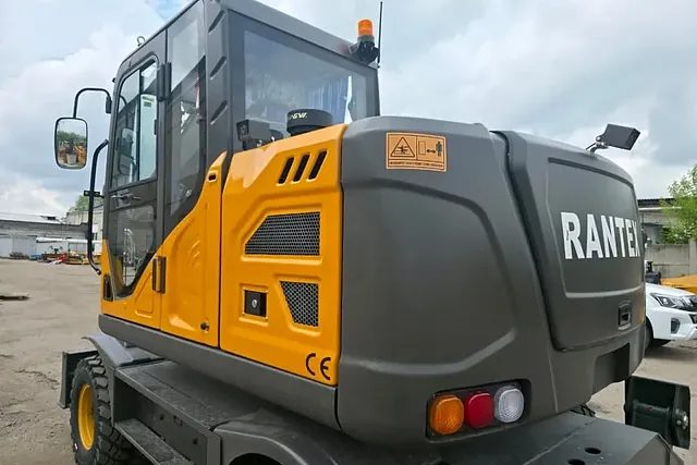 Колесный экскаватор Rantex XYC85