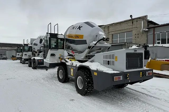 Бетоносмеситель с самозагрузкой Ynix QGMC2000