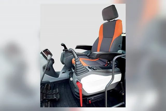 Гусеничный экскаватор DEVELON DX530LC-7B