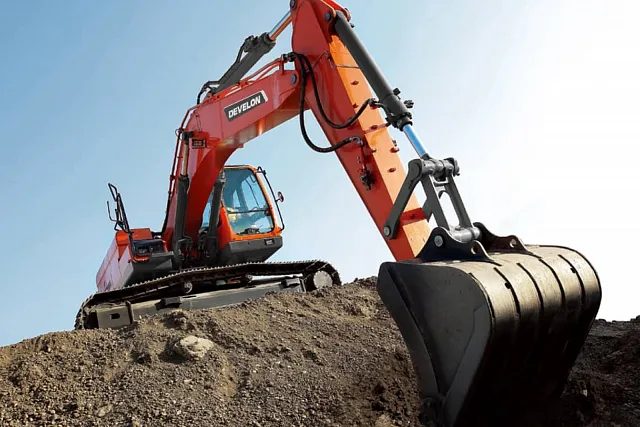 Гусеничный экскаватор DEVELON DX225NLCA