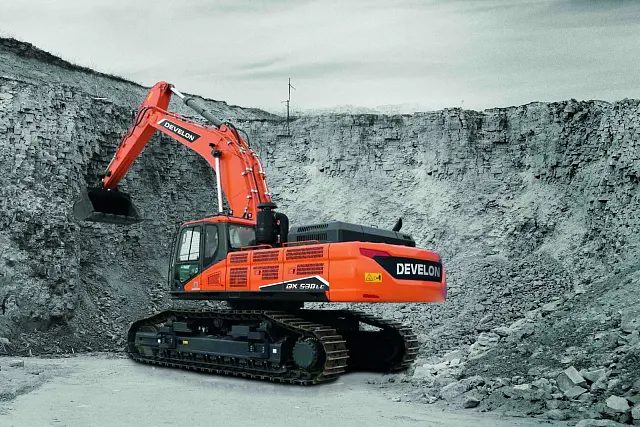 Гусеничный экскаватор DEVELON DX530LC-7B