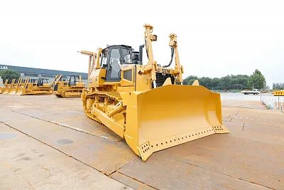 Бульдозер SEM 826F