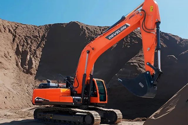 Гусеничный экскаватор DEVELON DX300LC-7B