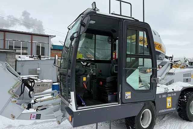 Бетоносмеситель с самозагрузкой Ynix QGMC2000