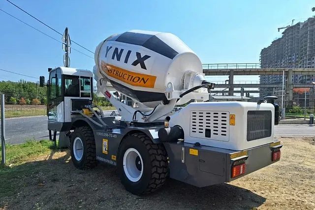 Бетоносмеситель с самозагрузкой Ynix QGMC4000