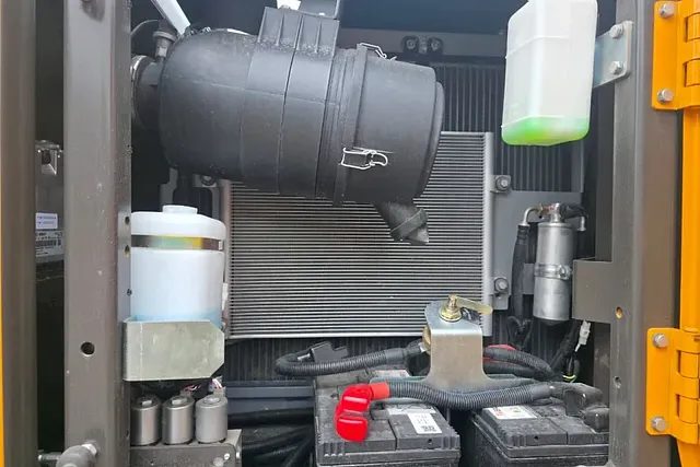 Колесный экскаватор Rantex XYC85