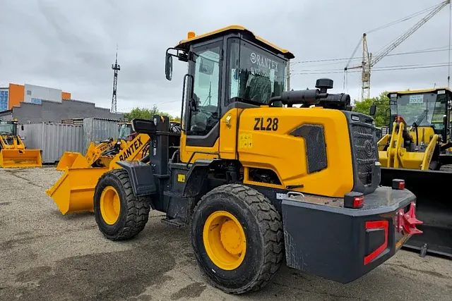 Фронтальный погрузчик Rantex ZL28