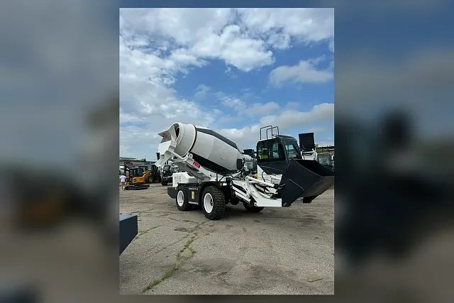 Бетоносмеситель с самозагрузкой Ynix QGMC7000