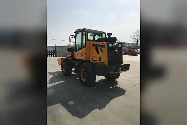Фронтальный погрузчик Rantex ZL15