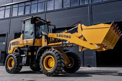 Фронтальный погрузчик Lugong LG938